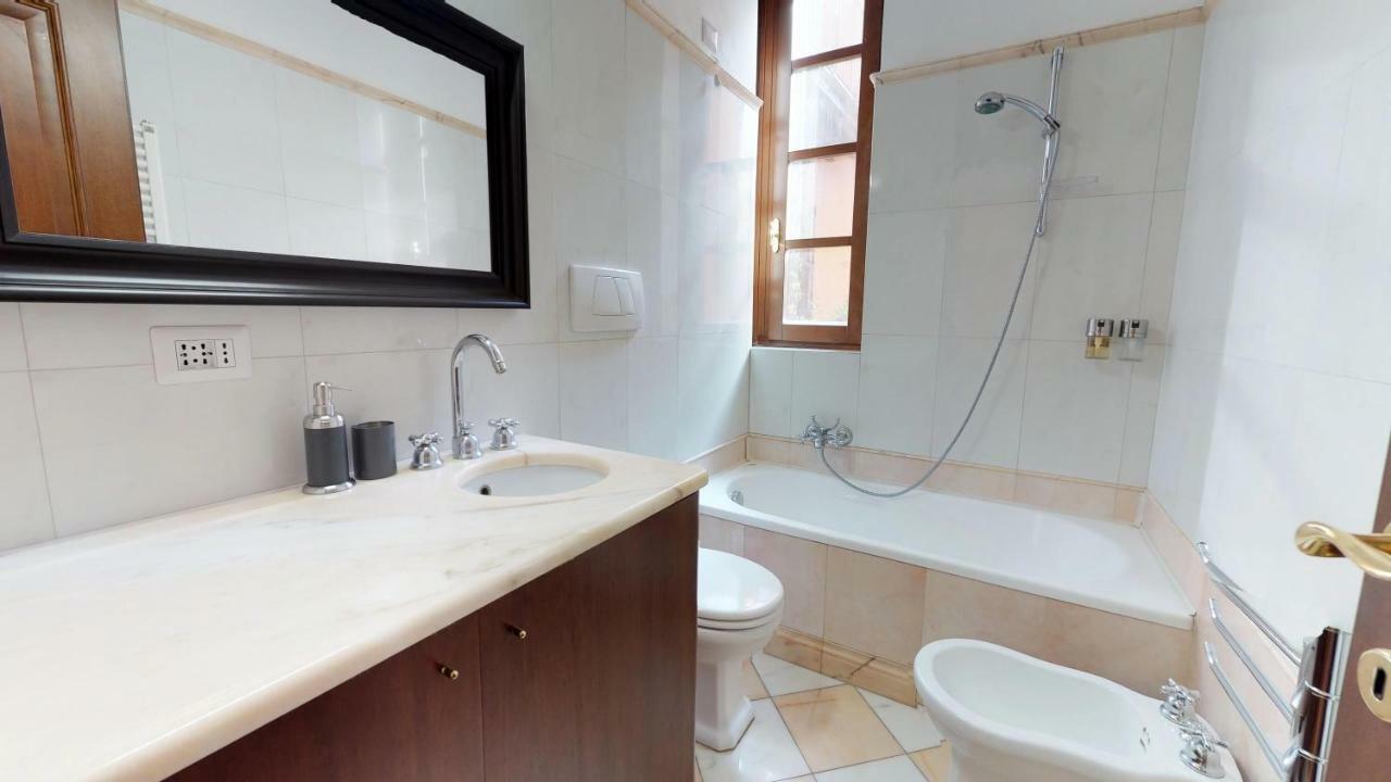Hemeras Boutique Homes - Design Flat In Milan Fashion District エクステリア 写真