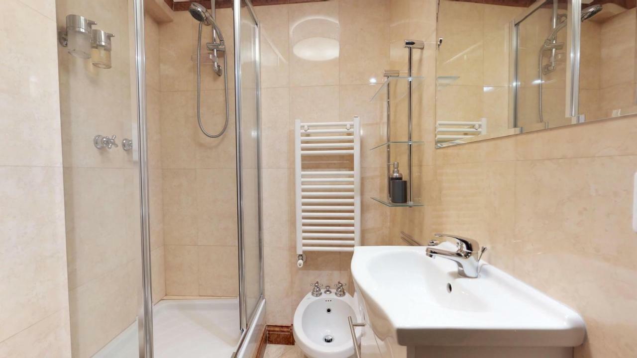 Hemeras Boutique Homes - Design Flat In Milan Fashion District エクステリア 写真